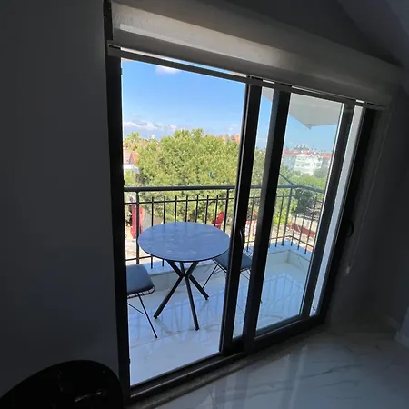 Sidebylotus Apartment *